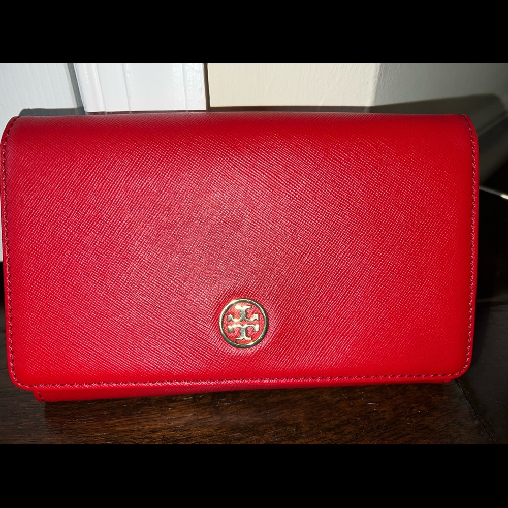 Tory Burch Chain Wallet
